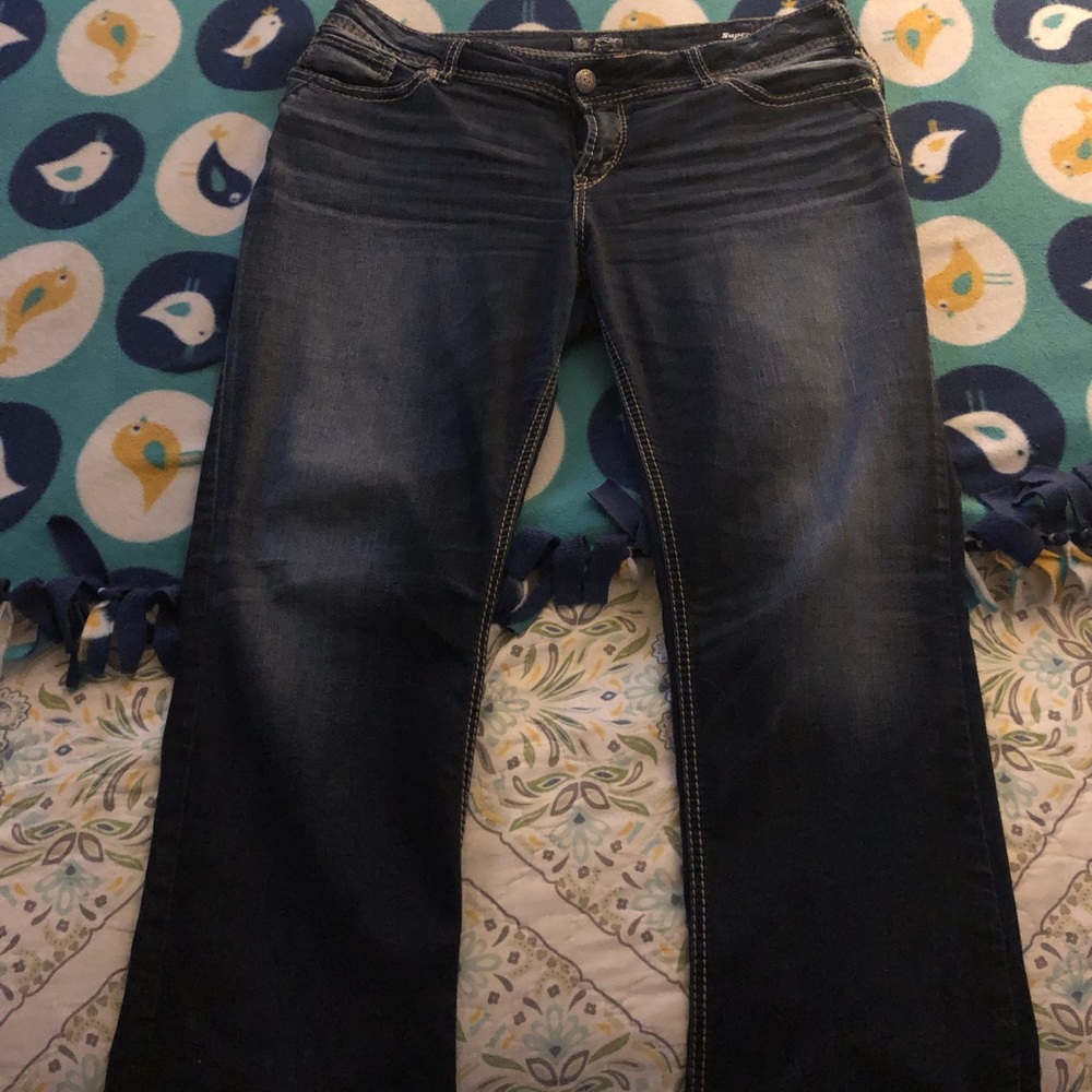 Silver size 16 jeans. Bootcut and perfect wash!